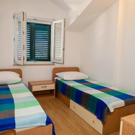 Apartments Jaksic - Zile Supetar Kültér fotó