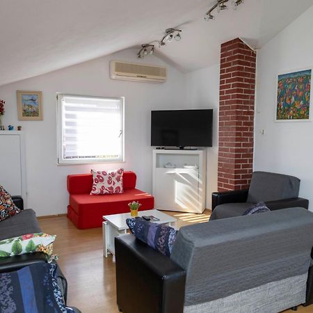 Apartments Jaksic - Zile Supetar Kültér fotó