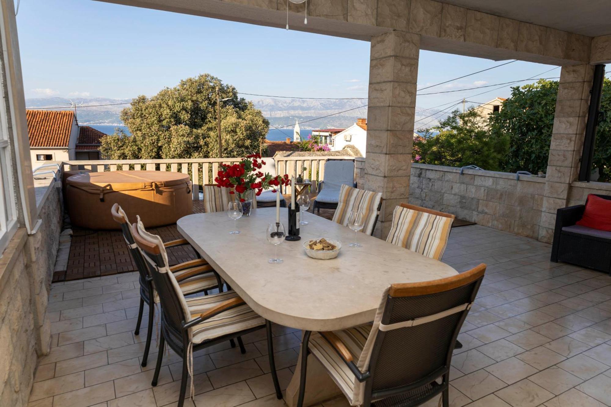 Apartments Jaksic - Zile Supetar Kültér fotó