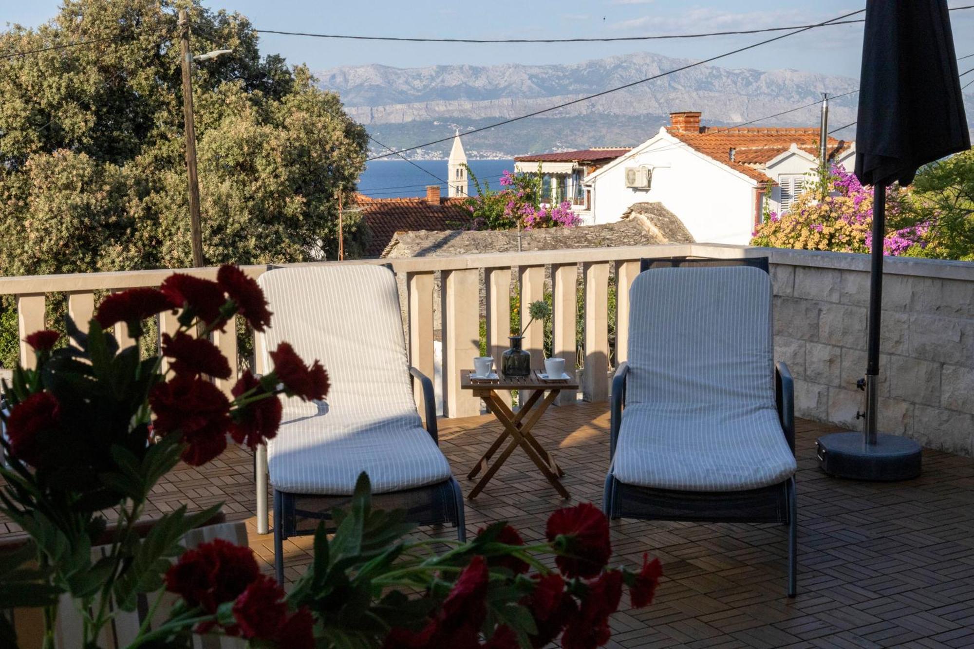 Apartments Jaksic - Zile Supetar Kültér fotó