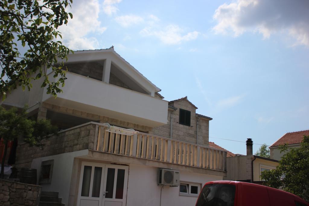 Apartments Jaksic - Zile Supetar Kültér fotó