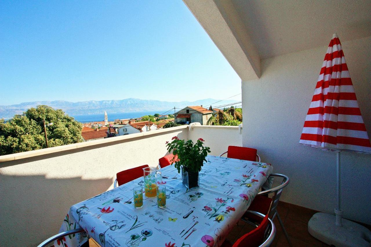 Apartments Jaksic - Zile Supetar Kültér fotó
