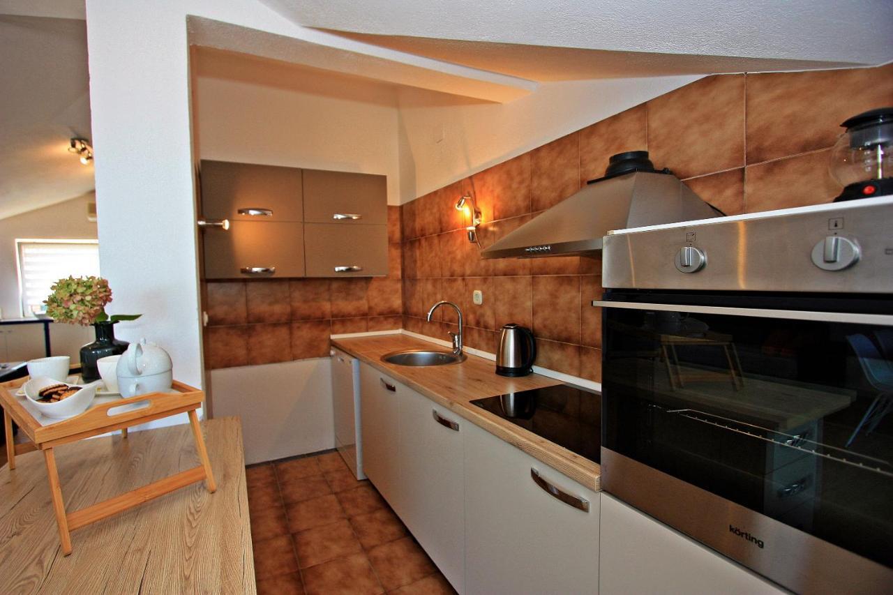 Apartments Jaksic - Zile Supetar Kültér fotó