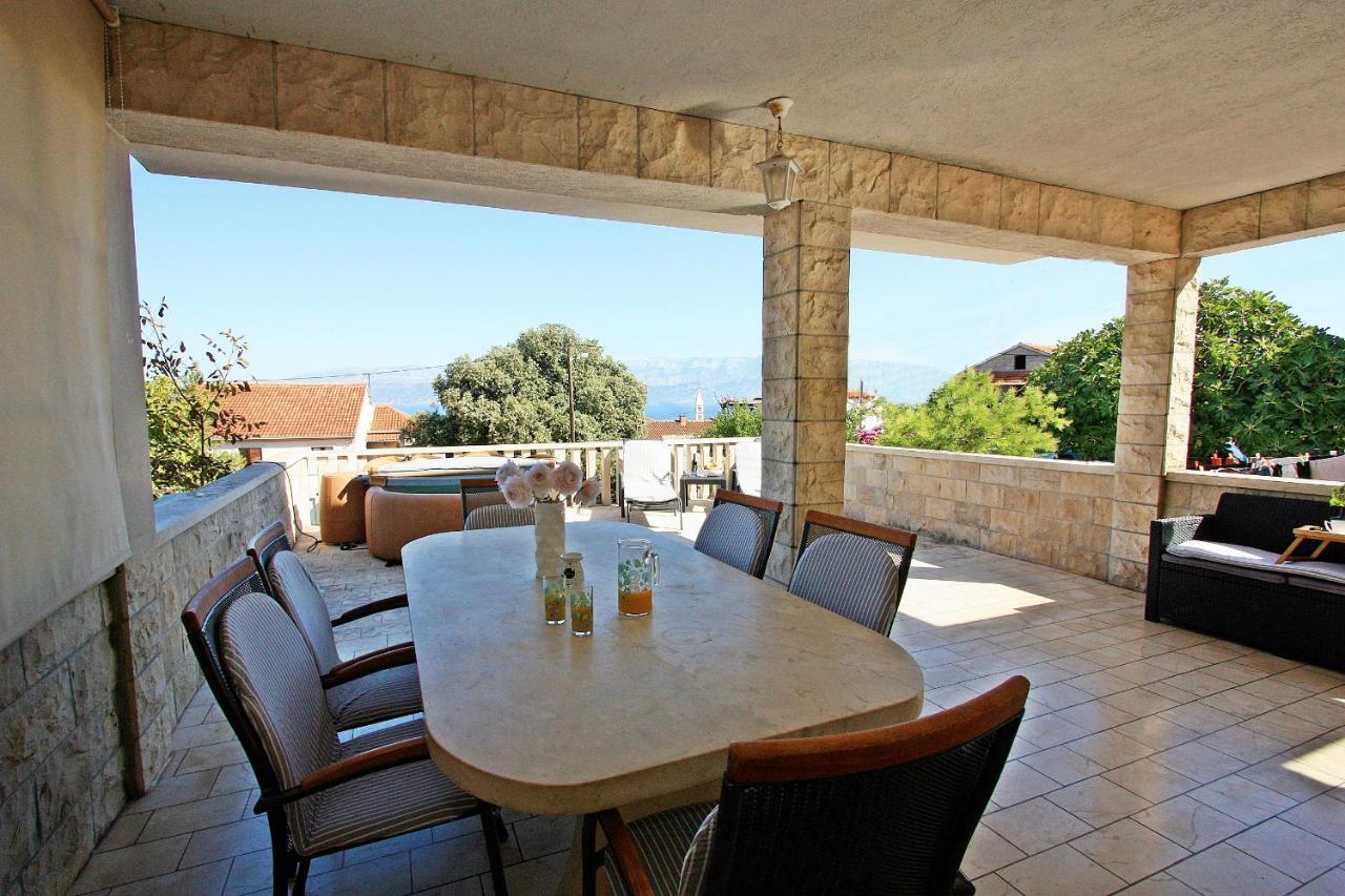 Apartments Jaksic - Zile Supetar Kültér fotó